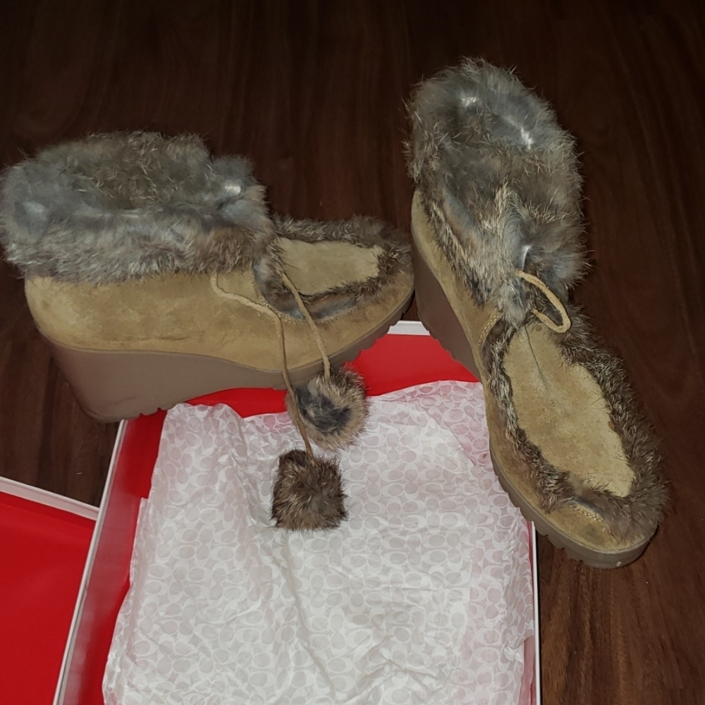 Coach "Kataya" Suede Boots w/fur detail - Picture 2 of 8